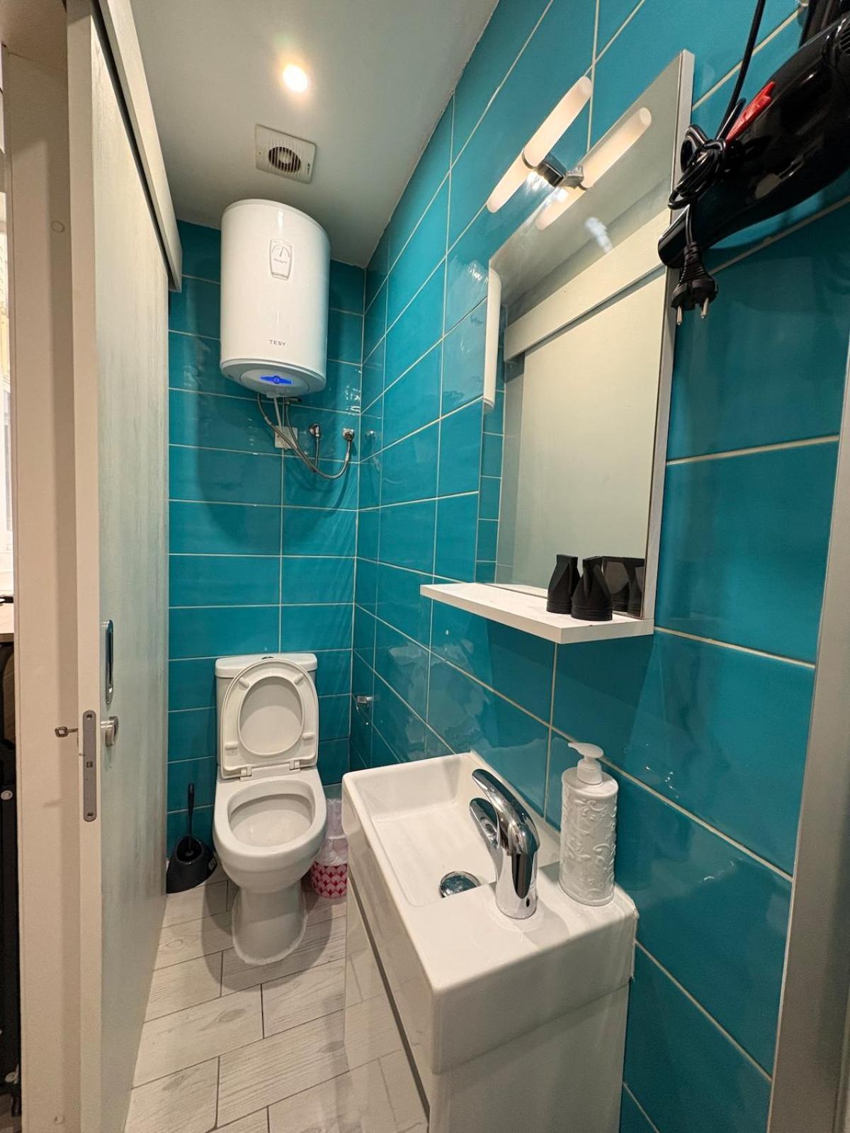 Paceville - 5b - Modern By Clubs & Sea Apartment *