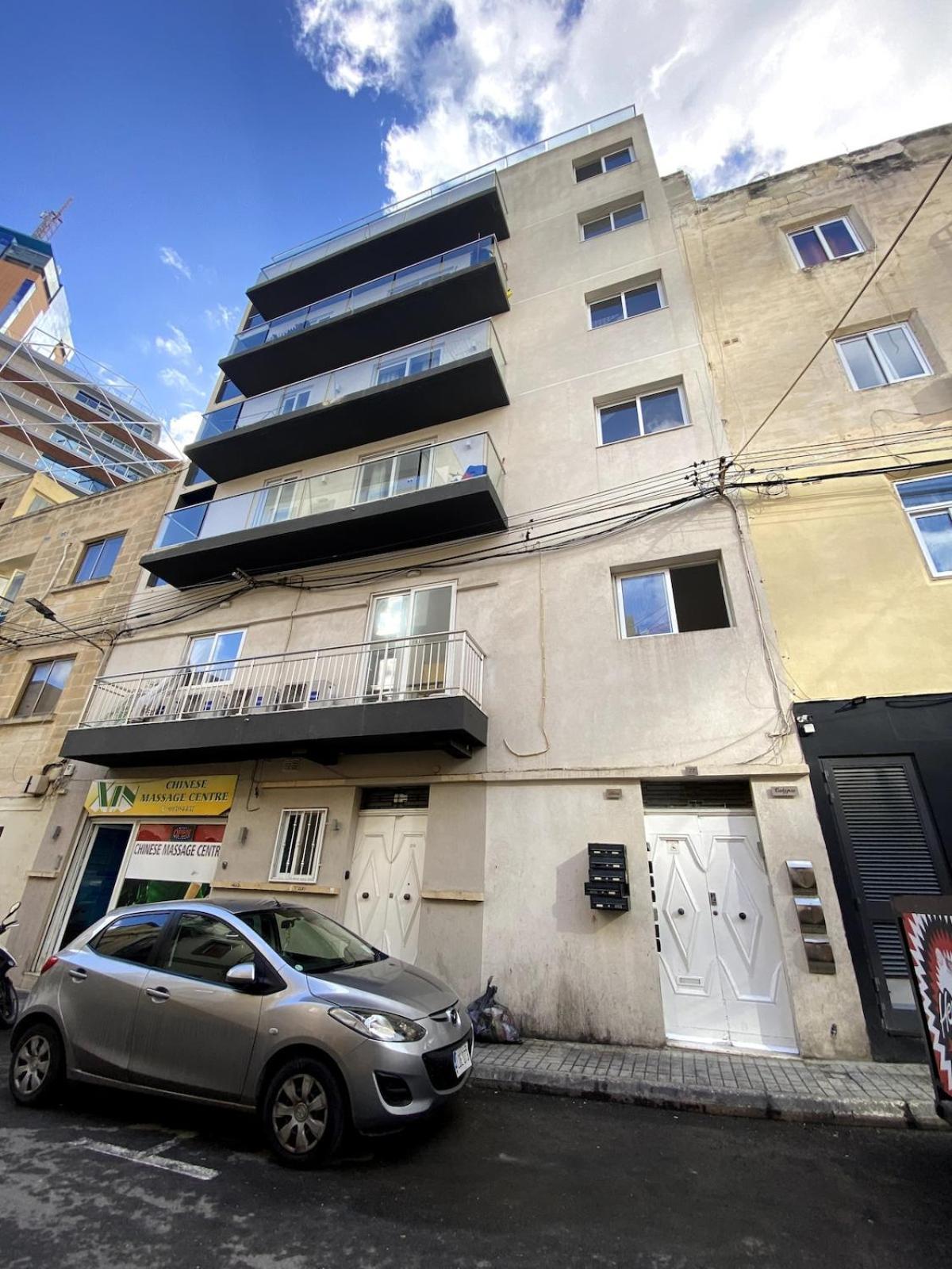Paceville - 5b - Modern By Clubs & Sea Apartment *